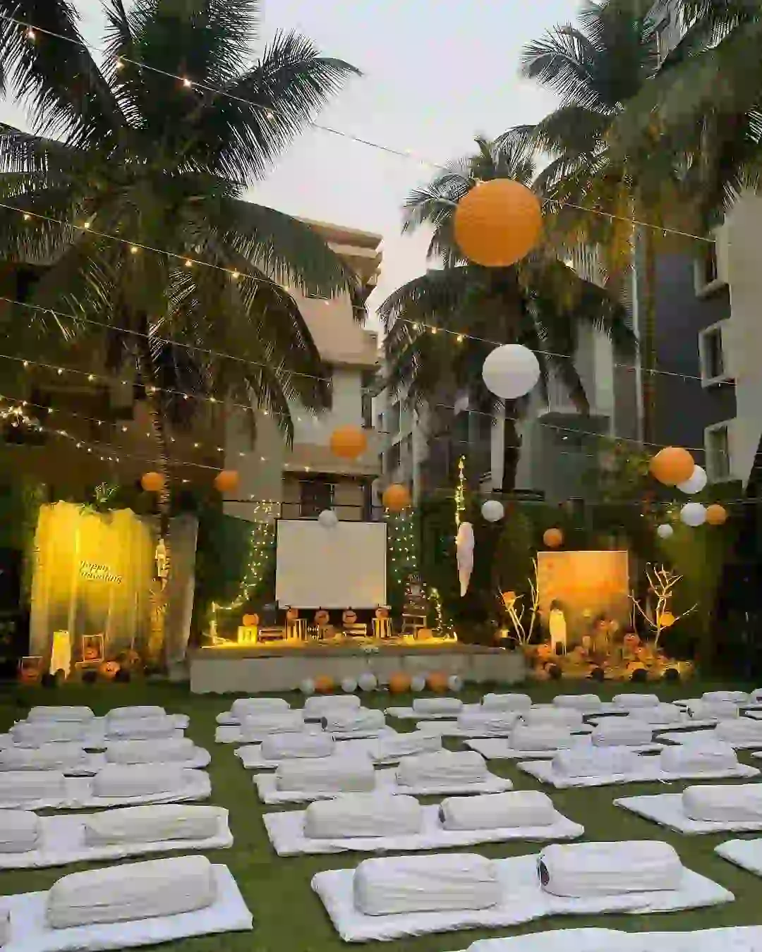 Pink Crescent Moon Events