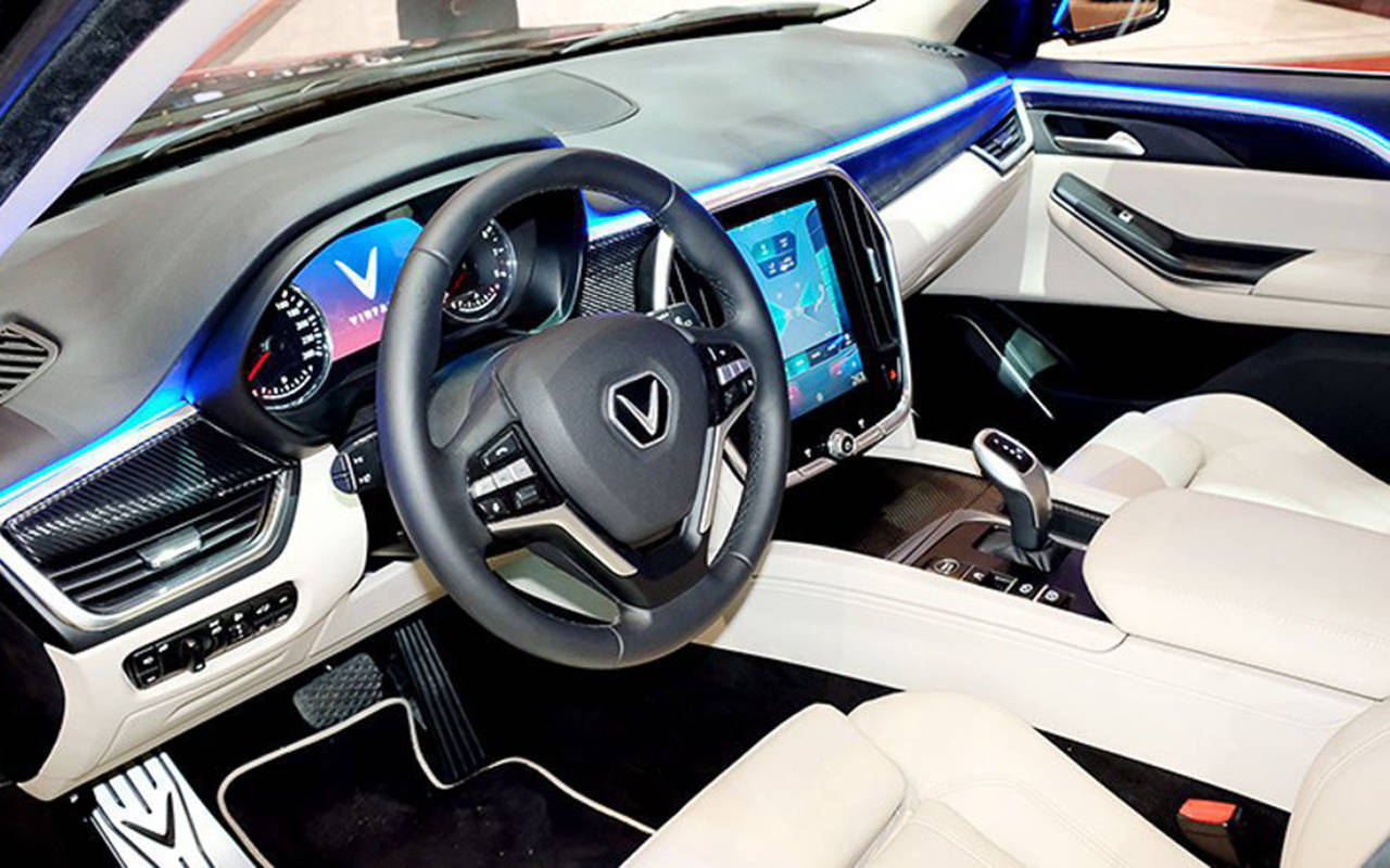 Vinfast Lux V8 (SUV)