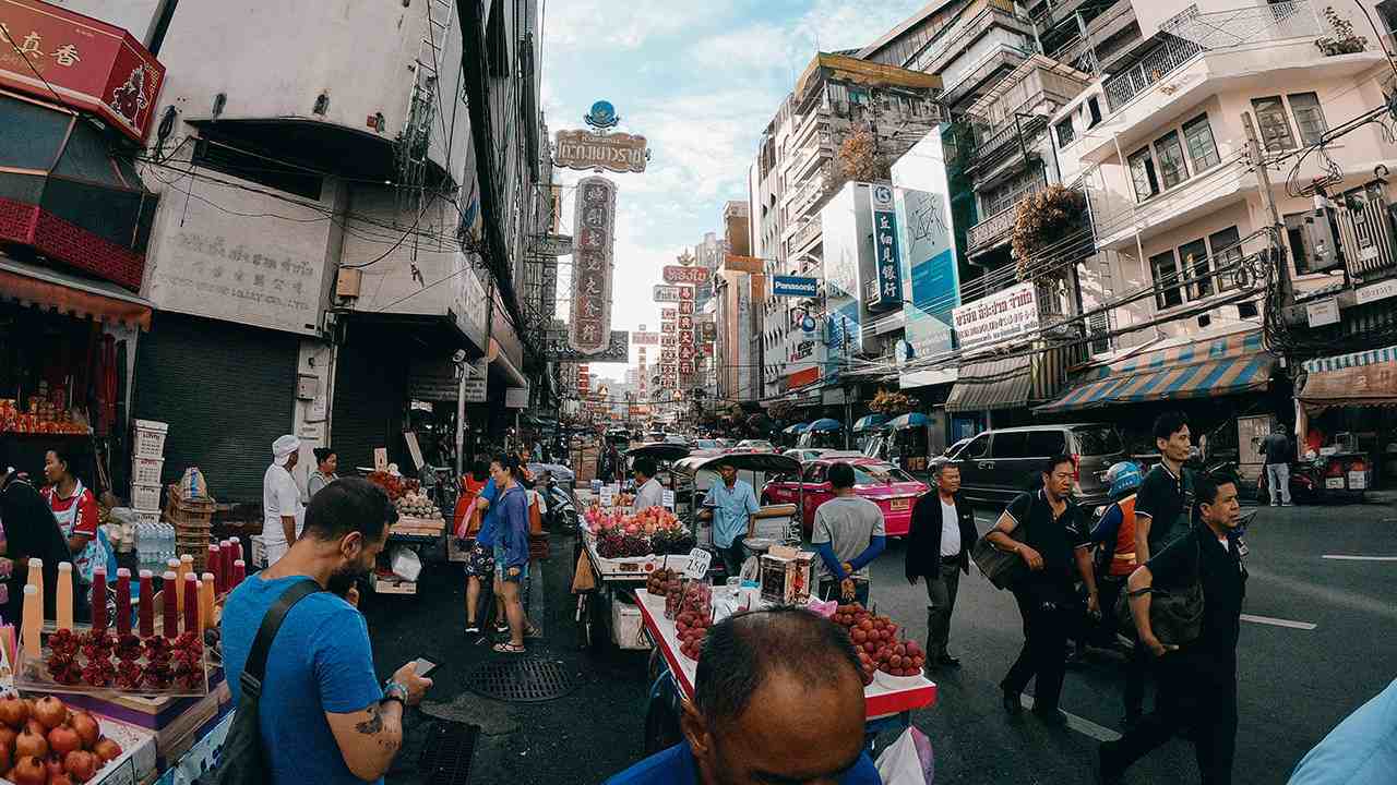 Giverny and Versailles Small Group Day Trip